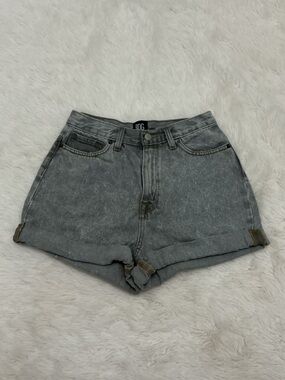 💜 BDG - Mom High-Rise Denim Shorts